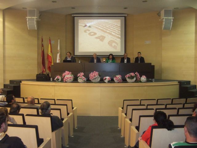 Coag celebra en Mazarrón una productiva jornada informativa con agricultores y ganaderos