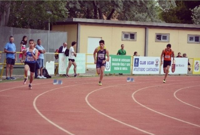 Nuevas medallas para el tenis de mesa y el atletismo mazarroneros