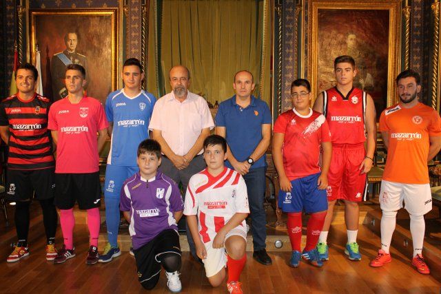 19 clubes deportivos promocionarán el nombre del municipio en las diferentes competiciones