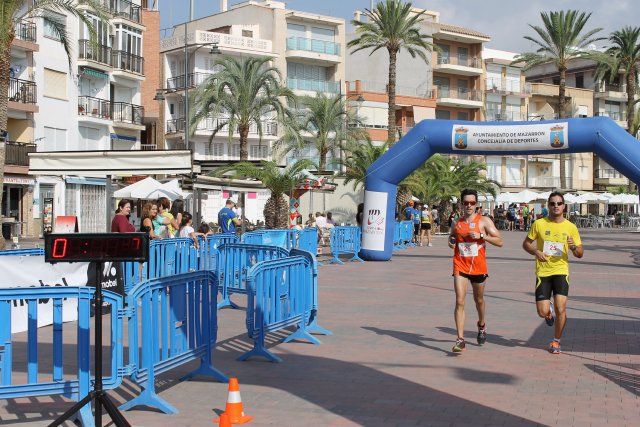 350 corredores participan en la IV Media Maratón y en los 10 Km