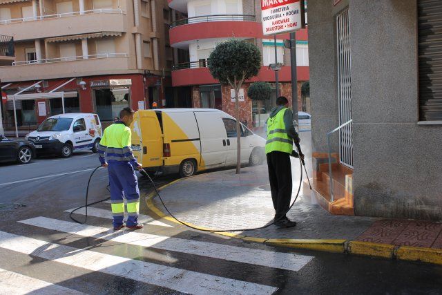 El ayuntamiento refuerza la limpieza e incrementa las obras de ingeniería urbana