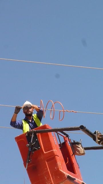 Medio Ambiente realiza la corrección de cuatro apoyos en líneas eléctricas de la ZEPA de las Lagunas de Las Moreras en Mazarrón