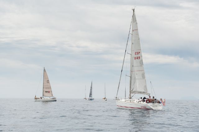 El yate Maverta de Torrevieja se proclama campeón de la V Regata Bahía de Mazarrón