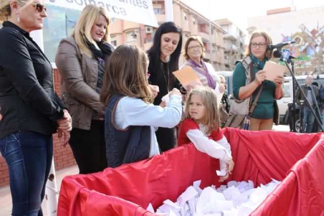 Comerciantes y ayuntamiento incentivan las compras en el municipio