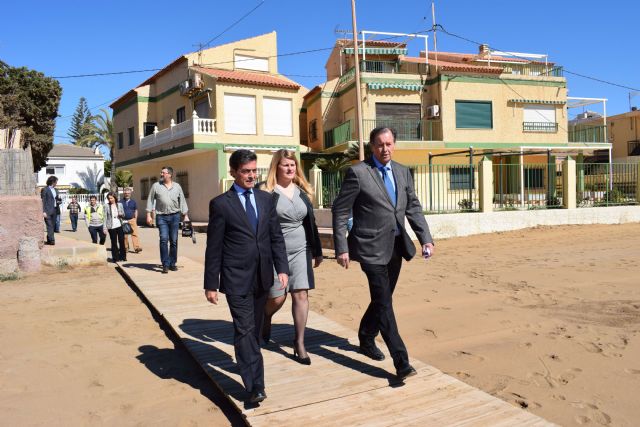 Las obras de emergencia para regenerar las playas afectadas por el temporal terminarán antes de final de mes