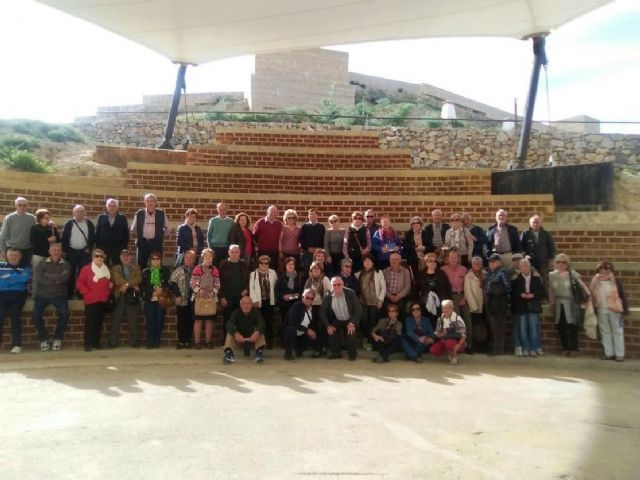 Viaje a Puerto Lumbreras de los usuarios del centro de día de personas mayores