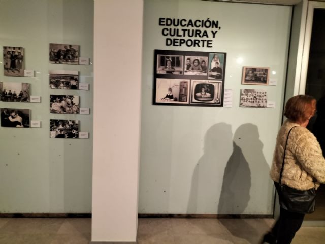 Hasta el 20 de marzo se podrá disfrutar de la exposición 'Álbum de mujeres. Fotografías y vidas'