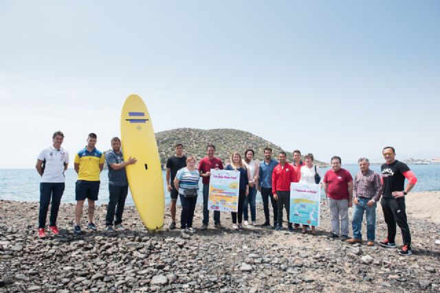 Vuelve la Isla Fun Fest a la playa de La Isla como adelanto de la programación de verano