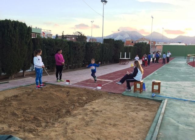 Las bases del atletismo local muestran su proyección en el trofeo José Luis Moreno Val