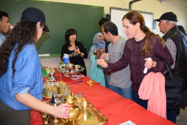 El IES Antonio Hellín celebra su undécima jornada de convivencia intercultural