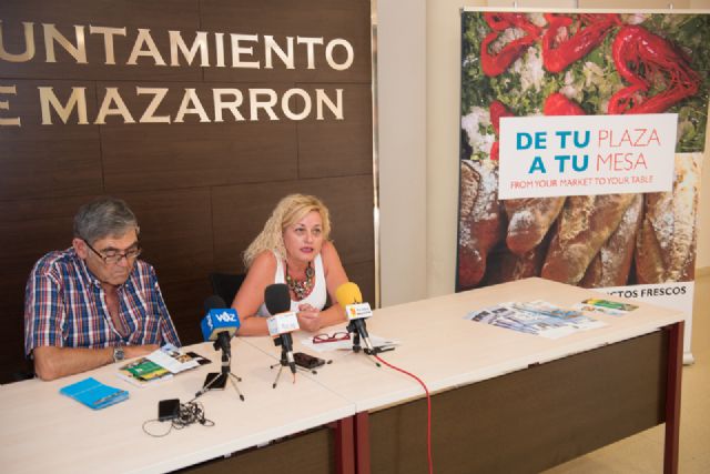 'De tu plaza a tu mesa' busca incentivar las compras en la plaza de abastos de Puerto de Mazarrón