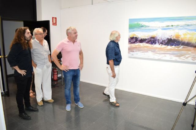 El ´Aqua´ de Carlos Montero inunda la Casa del Mar