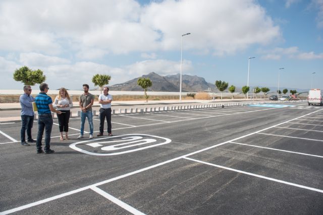 El aparcamiento del complejo deportivo quedará habilitado en los próximos días