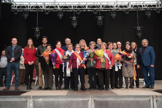 Remedios Corral elegida Reina de la Tercera Edad en el Día del Mayor