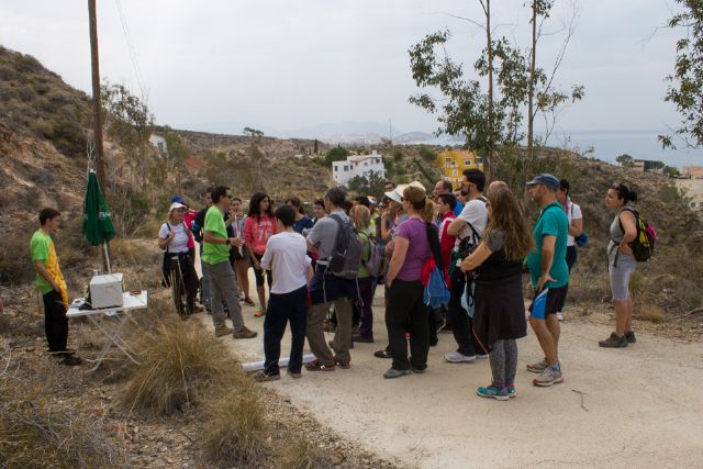 Mas de 350 personas disfrutan del geolodía en una ruta por las Calas de Bolnuevo