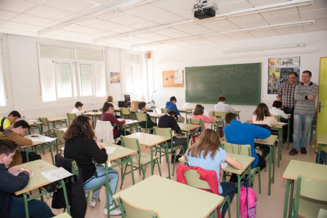 Cerca de 2.000 alumnos comienzan el curso en secundaria, bachillerato y formación profesional