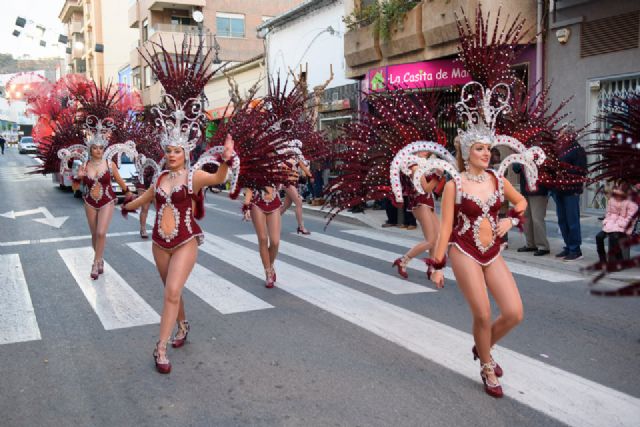 La Peña Tymbalia de Mula gana el desfile de peñas visitantes de Mazarrón