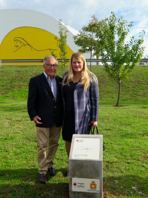 El mazarronero Salvador Zamora es premiado en Asturias por su labor investigadora