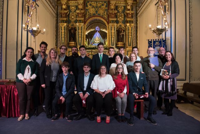 El grupo de teatro del IES Domingo Valdivieso y la Alcaldesa escenifican las Nueve Declaraciones