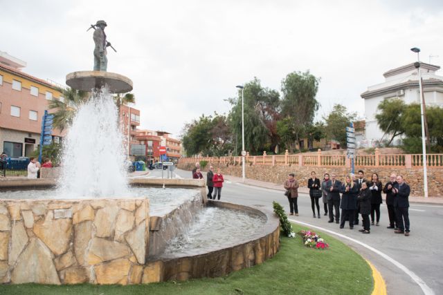 Autoridades y vecinos recuerdan a las víctimas de los accidentes mineros