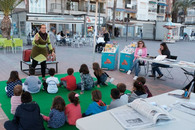 La biblioteca sale a la calle