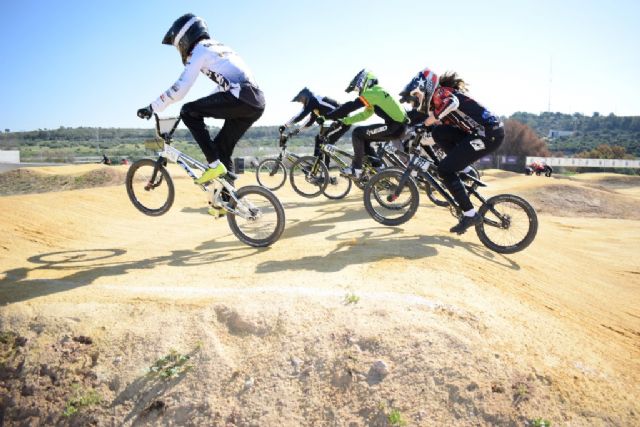 Mazarrón disfruta de un excelente fin de semana de ciclismo BMX con deportistas de todo el mundo