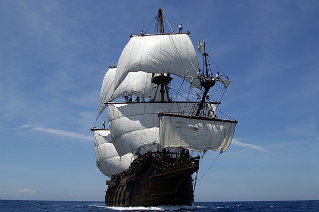 El galeón andalucía visita Mazarrón