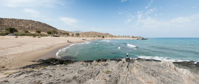 Nuevas rutas gratuitas muestran la belleza de las calas vírgenes, la historia de Bolnuevo y las Minas de Mazarrón